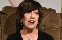 'Ayşen Gruda'nın tedavisi yoğun bakımda sürüyor'