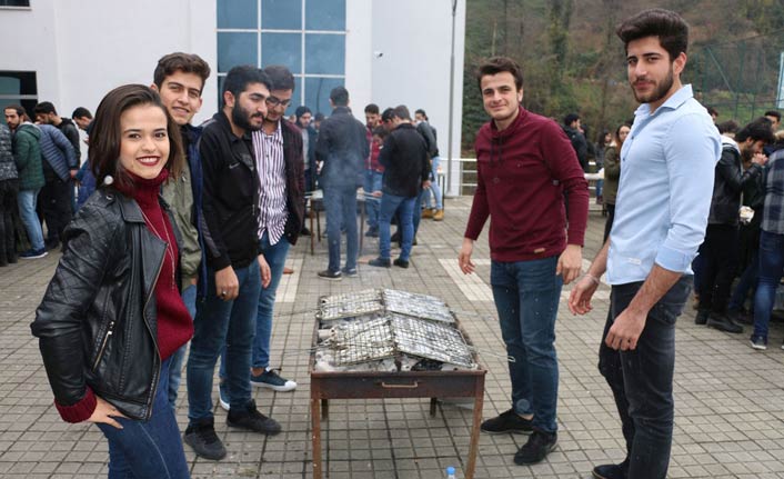 Of'ta Hamsi Şöleni düzenlendi