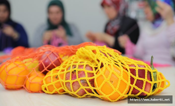 Plastik poşet yerine rengarenk fileler