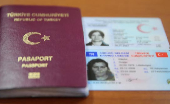 Pasaport, kimlik ve sürücü belgesi başvurularında rekor