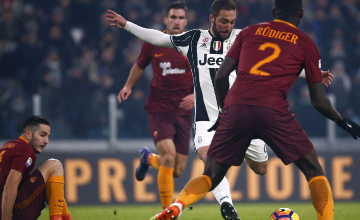 Juventus Roma'yı evinde yendi