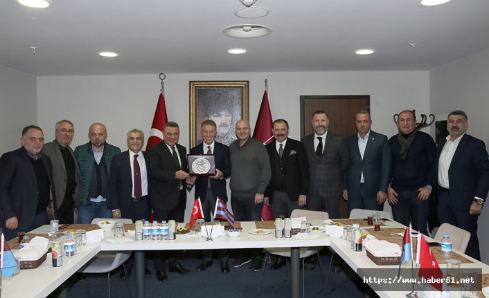 Trabzonspor'dan Rizespor'a dostluk yemeği