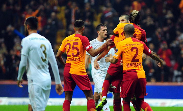 Galatasaray Sivasspor'u mağlup etti
