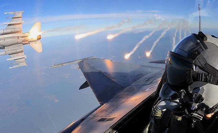 Hava Harekatı - 6 Terörist...