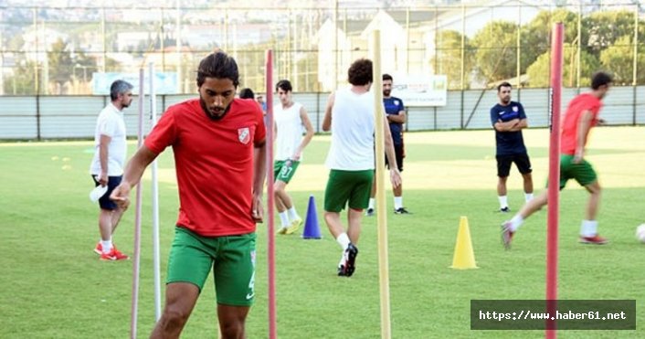 Ünal Karaman'ın oğlu oynamadan ayrıldı