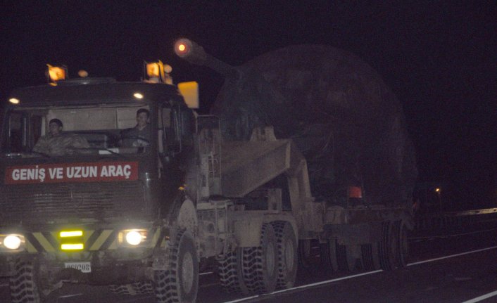 Suriye sınırına 'fırtına obüs' sevkiyatı