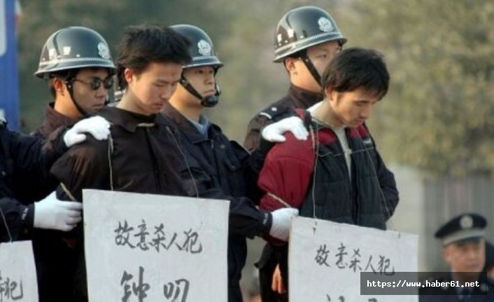 Herkesin gözü önünde asılacaklar