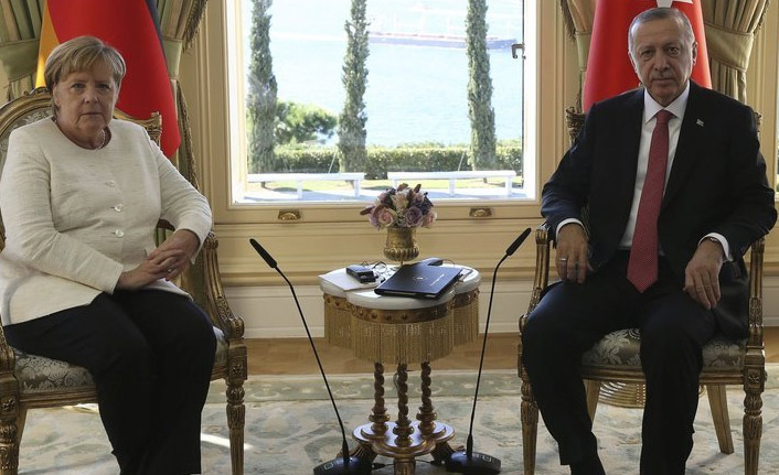 Cumhurbaşkanı Erdoğan, Merkel ile görüştü!