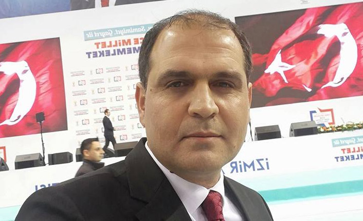 AK Parti Menemen Belediye Başkan Adayı Durmaz Bayraktar kimdir?