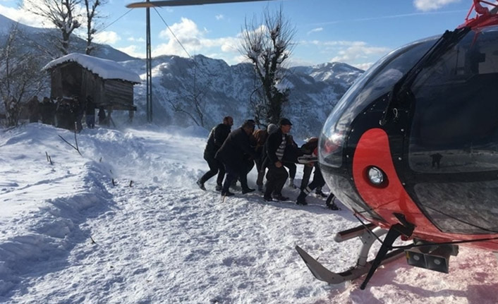  Ambulans helikopterden can kurtaran operasyon