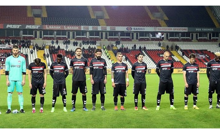 Manisaspor’a eksi 6 puanlık ceza daha