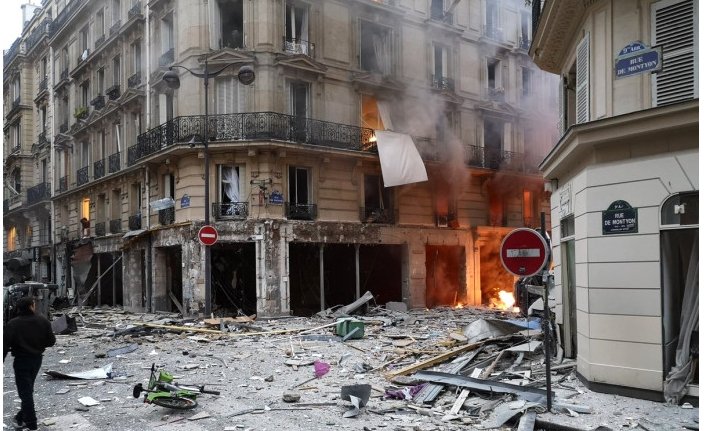 Paris'teki patlama: 3 ölü, 47 yaralı