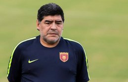 Maradona ameliyat oldu
