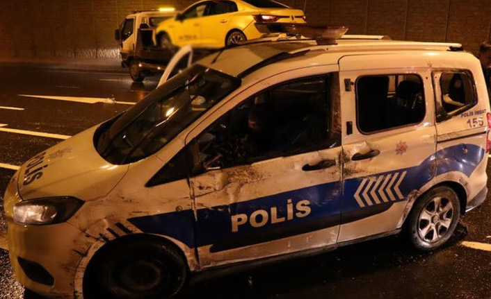 Polis-taksici kovalamacasında kaza: 2 polis yaralı
