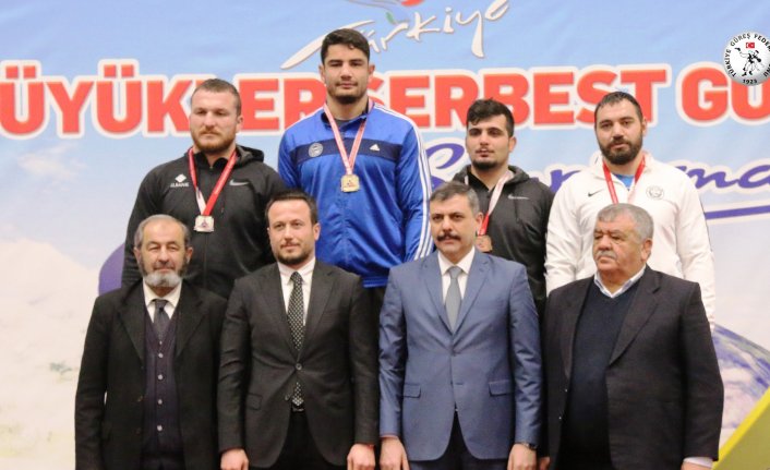 Taha Akgül, Türkiye şampiyonu