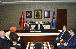 Numan Kurtulmuş'tan Gümrükçüoğlu'na ziyaret