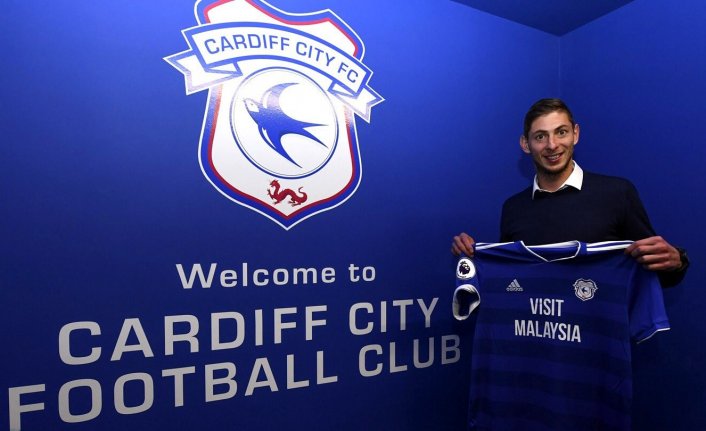 Ünlü oyuncunun uçağı kayboldu!