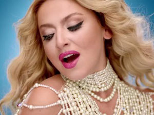 Hadise'ye takıntılı hayran şoku