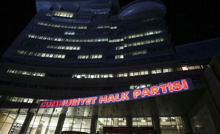 CHP'de 18 saatlik toplantı