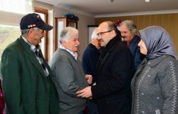 Vali Ustaoğlu ve eşinden anlamlı ziyaret