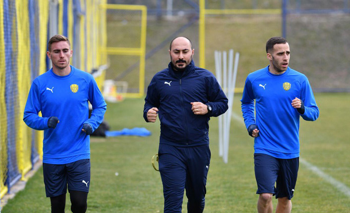 Rakip Ankaragücü hazırlıklarını sürdürdü