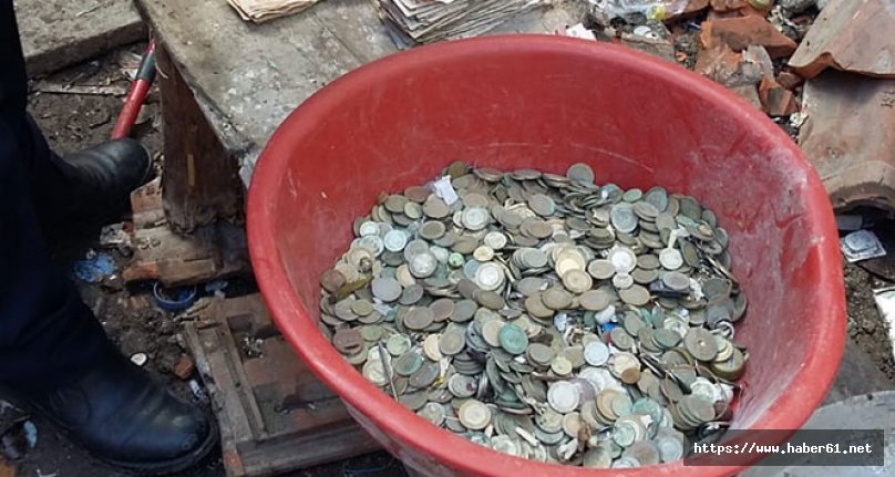 Çöp evden para ve mermi madeni çıktı!