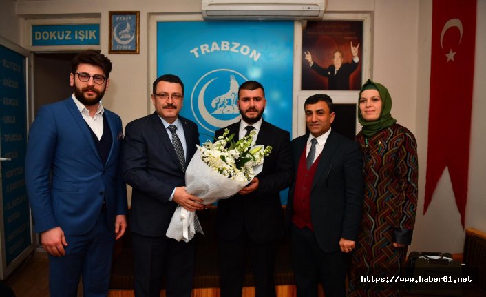 Ahmet Metin Genç'ten Ülkü Ocakları'na ziyaret