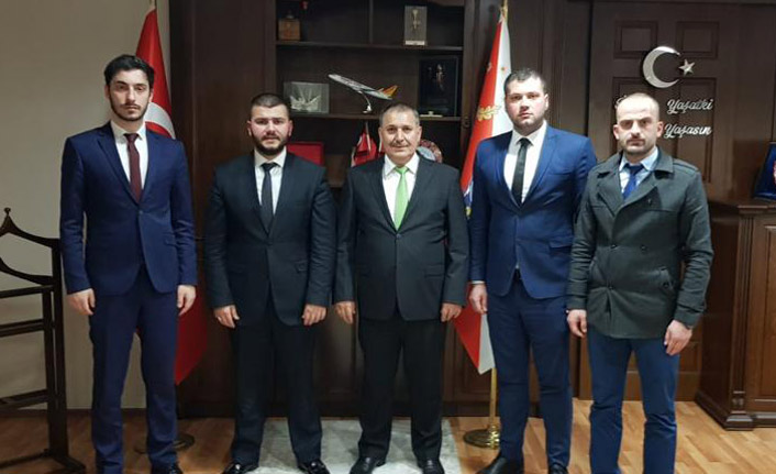 Ülkü Ocaklarından Müdür Çevik'e ziyaret