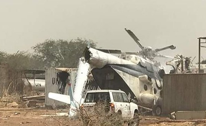 Sudan'da helikopter düştü