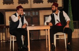 Akçaabat'ta tiyatro perdesi açılıyor