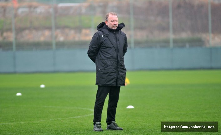 Sergen Yalçın'dan Trabzonspor açıklaması: Hakemlere ve VAR'a güveniyoruz