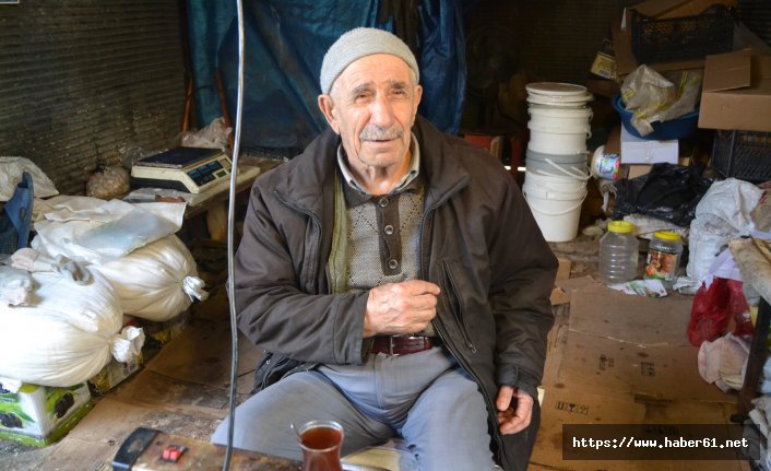 Abdest alırken cebindeki 7 bin 900 lirası çalındı