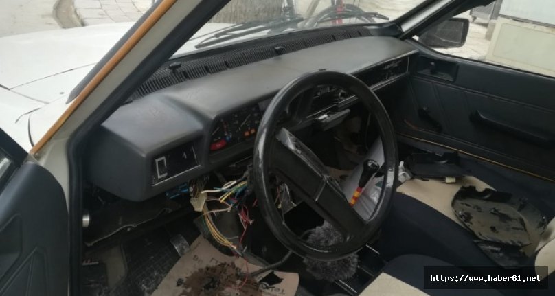 Hırsızı araç sahibi uyandırdı