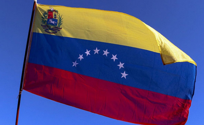 Venezuela, Kolombiya sınırını kapattı