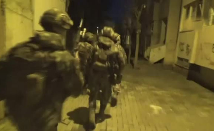 İnternet çetesine operasyon