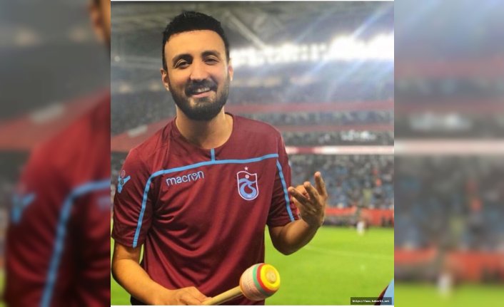 Fikret Dedeoğlu’ndan amigo pozu: Ben umudumu kaybetmedim..