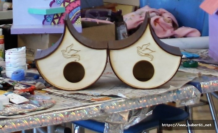 Kuşlar için kuş evleri tasarladılar