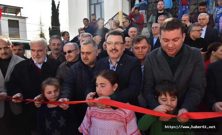 Ahmet Metin Genç Kireçhane Pazarı'nı açtı