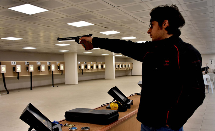 Trabzon'da krediyle aldığı silah hayatını değiştirdi