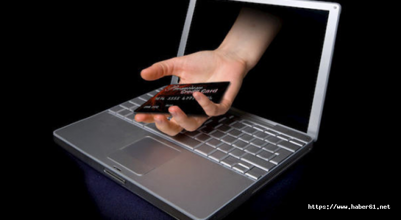 Hackerlar sosyal medyadan servet kazanıyor