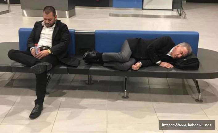 CAS Davası dönüşü tarihi görüntüler! Ahmet Ağaoğlu bankta uyuya kaldı!