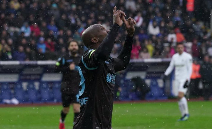 Trabzonspor Erzurum'da Nwakaeme ile güldü