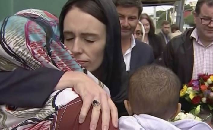 Yeni Zelandalı polis şefinden duygusal konuşma: "Gururlu bir Müslümanım"