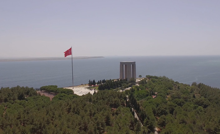 Rize'den Çanakkale'ye gittiler, zafer ve şehitler için klip çektiler