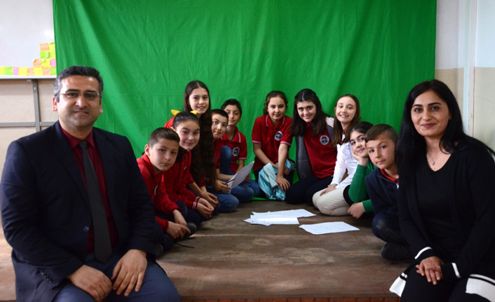 Green Screen teknolojisi sayesinde öğrenciler eğlenerek öğreniyor