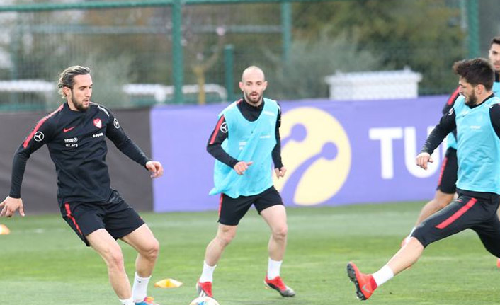 Trabzonspor milli futbolcularını yakından takip edecek