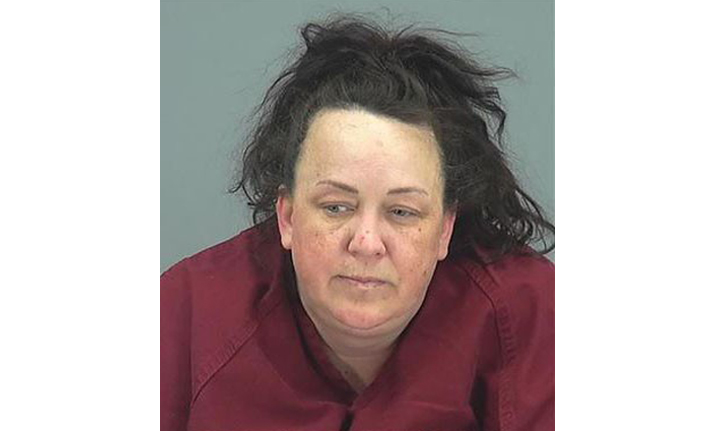 Ünlü Youtuber anne çocuklarına işkenceden tutuklandı