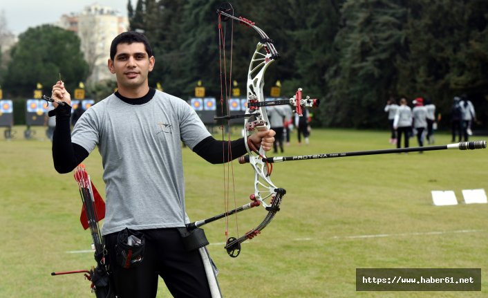 Oyuncak yay hediyesi hayatını değiştirdi