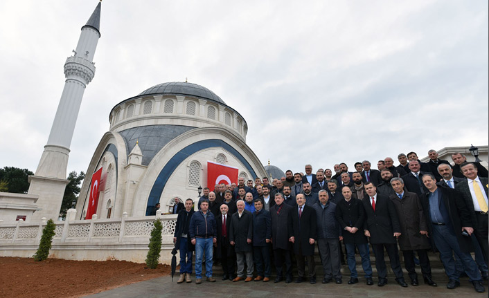 Ahi Evren Camisi ibadete açıldı