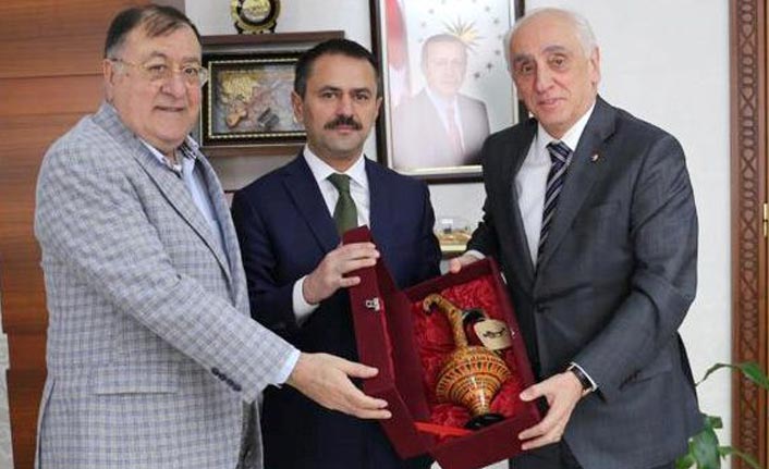 TTSO Meclis Başkanı Eren'den Vali Aktaş'a ziyaret